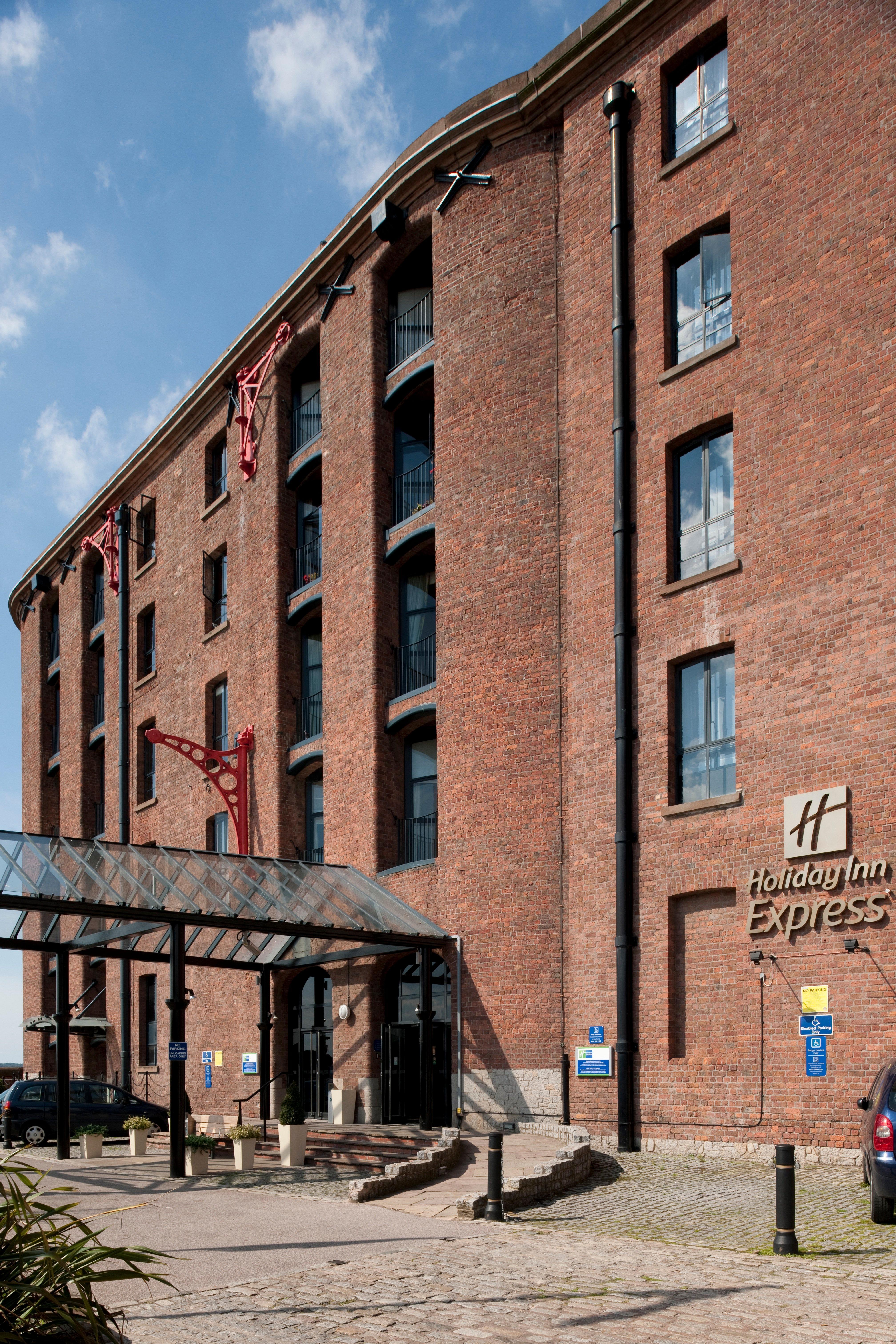 Holiday Inn Express Liverpool-Albert Dock, An Ihg Hotel Exterior photo